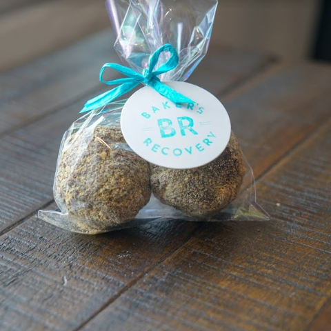 Baker's Recovery | Julie's Dark Chocolate S'mores Cheesecake Truffles